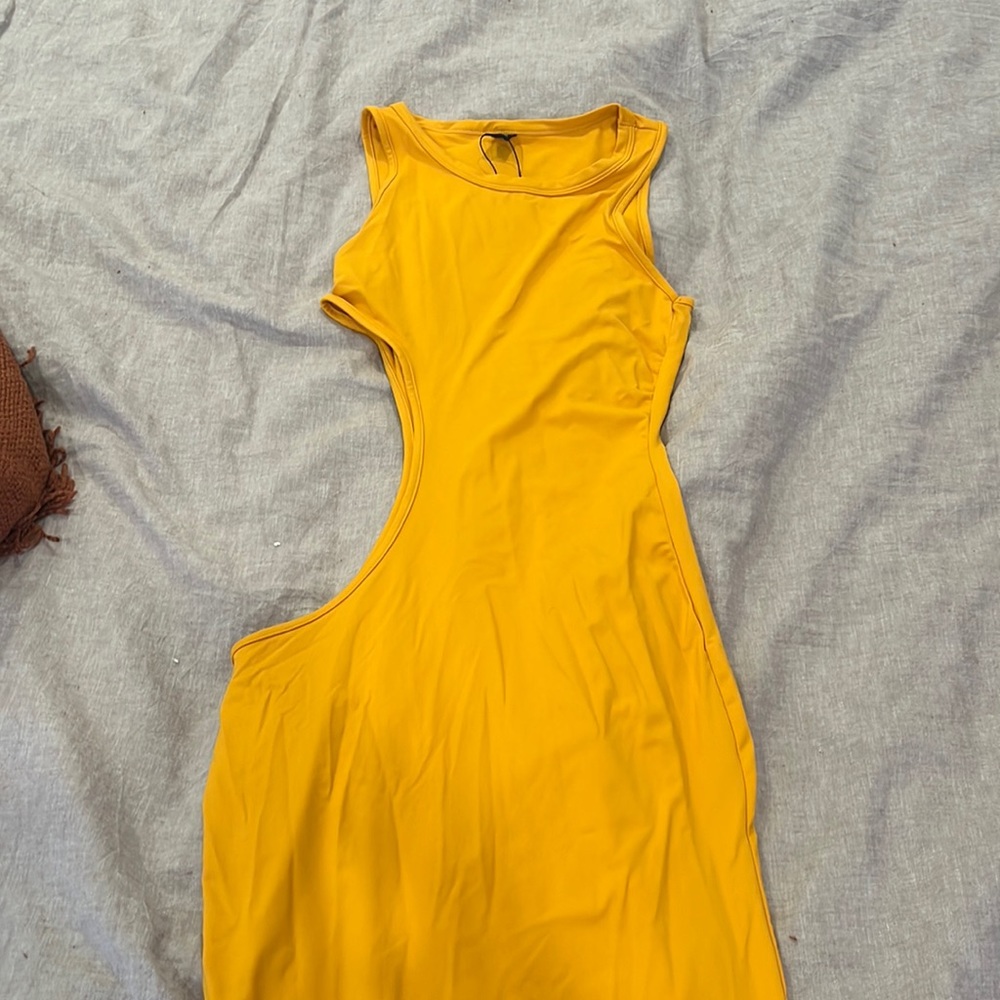 Yellow Maxi Dress W Side Cutout